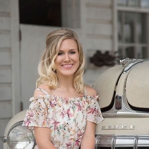 Meet your Posher, Addison